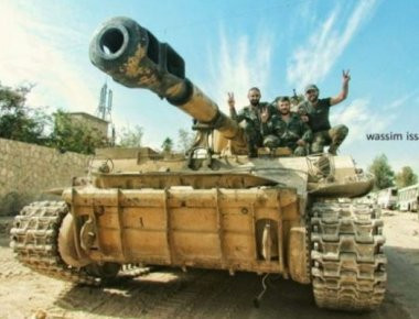 Ο συριακός στρατός έκανε αιφνιδιαστική επίθεση στους μαχητές του ISIS στην Δαμασκό